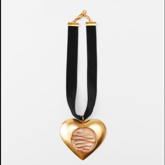 HEART VELVET CHOKER - Picture 3 of 4